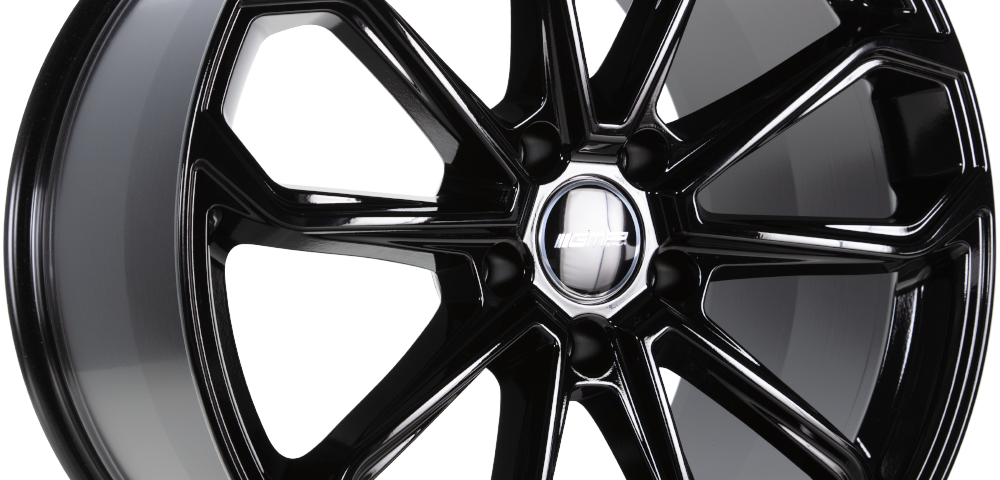 Furiosa Glossy Black